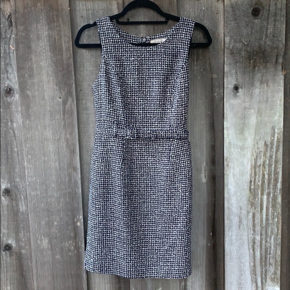 Banana Republic Dresses & Skirts - {Bananna Republic} Stunning tweed dress